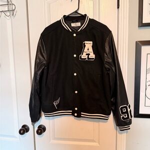 H&M New York League Winners black and white letterman jacket Sz 18 Men